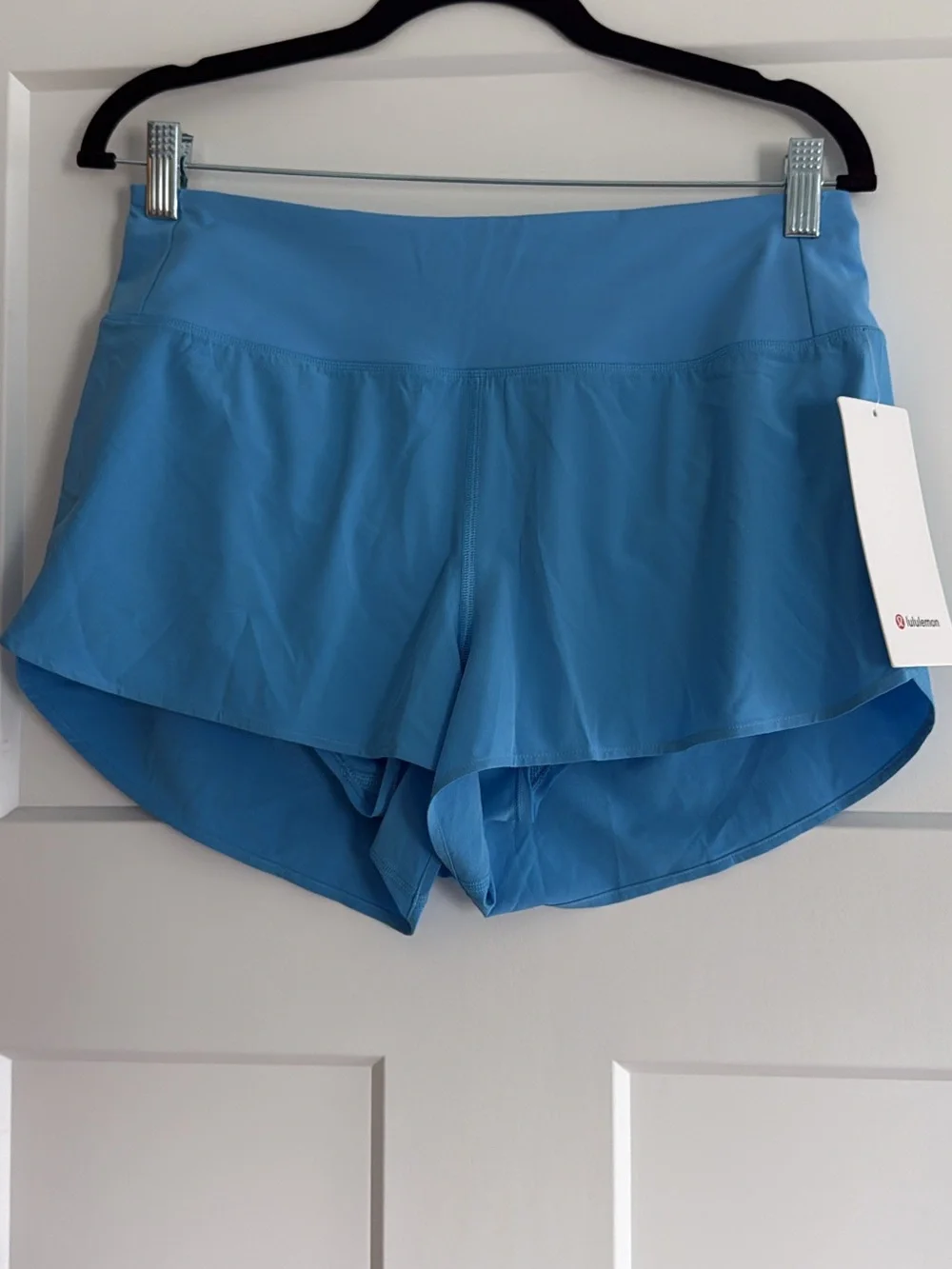 lululemon Medium Speed Up HR 2.5” Mesh Vent Run Shorts in Blue